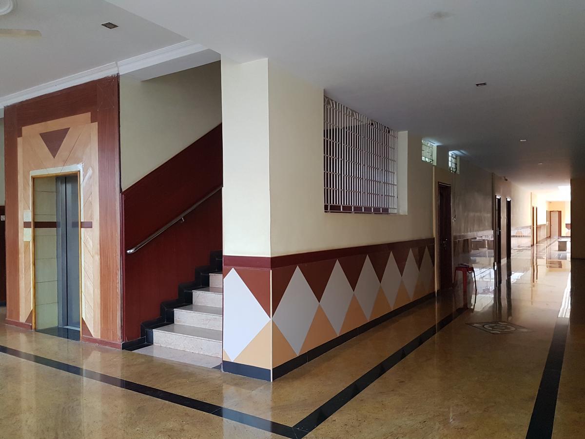 Hotel Subhalakshmi Palace กาไรก์กูดี ภายนอก รูปภาพ