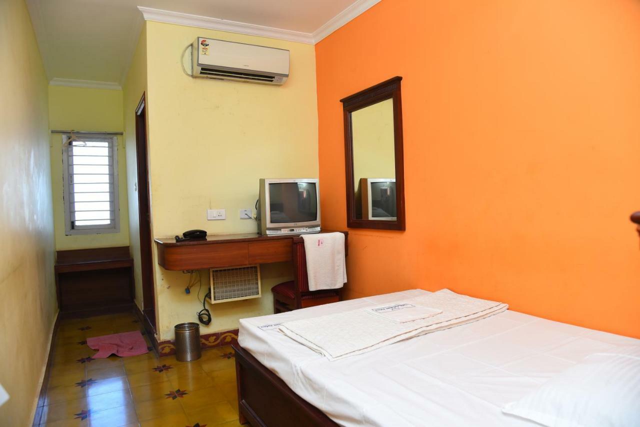 Hotel Subhalakshmi Palace กาไรก์กูดี ภายนอก รูปภาพ