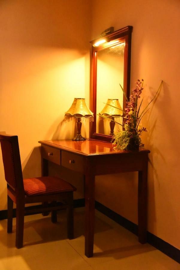 Hotel Subhalakshmi Palace กาไรก์กูดี ภายนอก รูปภาพ
